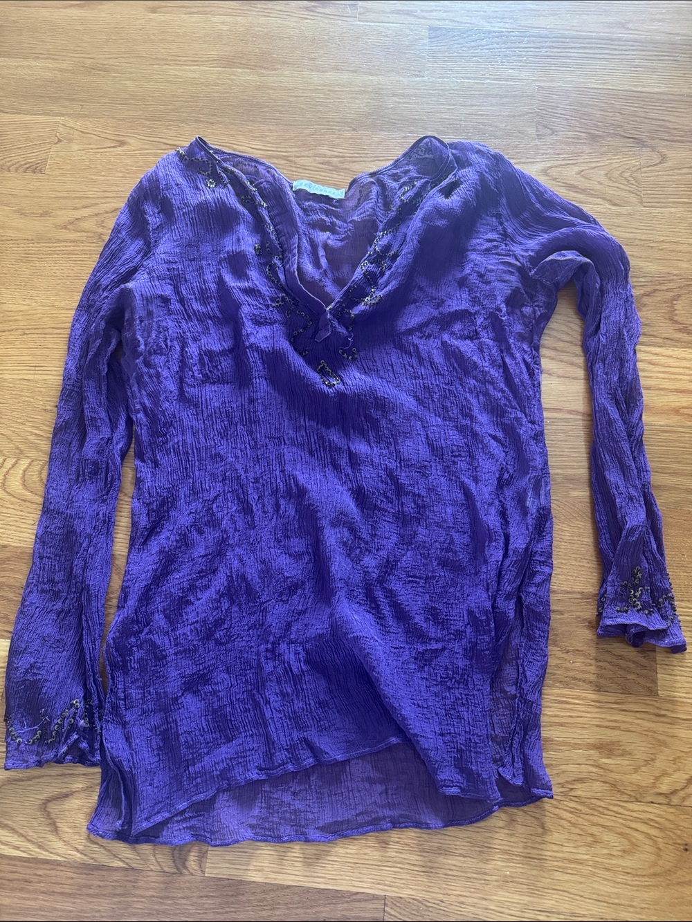 Women’s Purple V-Neck Long Sleeve Embellished Top